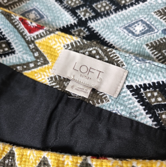 LOFT Skirt with Tribal Print- 6 - Picture 3 of 3